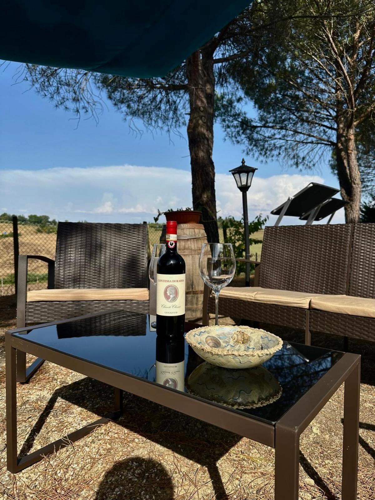 Agriturismo La Terrazza Sul Mangia Siena Dış mekan fotoğraf